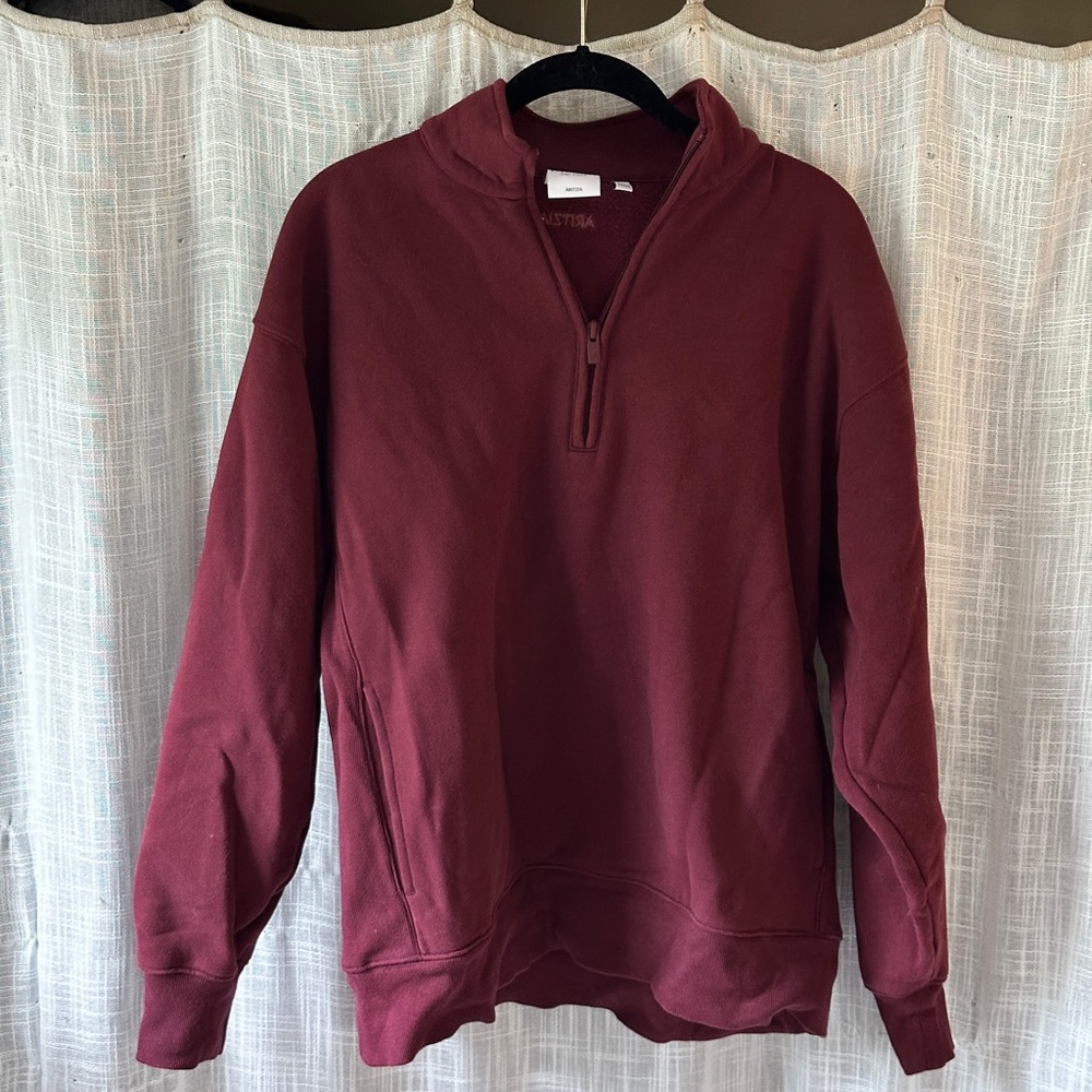 Aritzia Cozy Sweatfleece Boyfriend 1/2 Zip Sweatshirt in Merlot/Maroon, Small